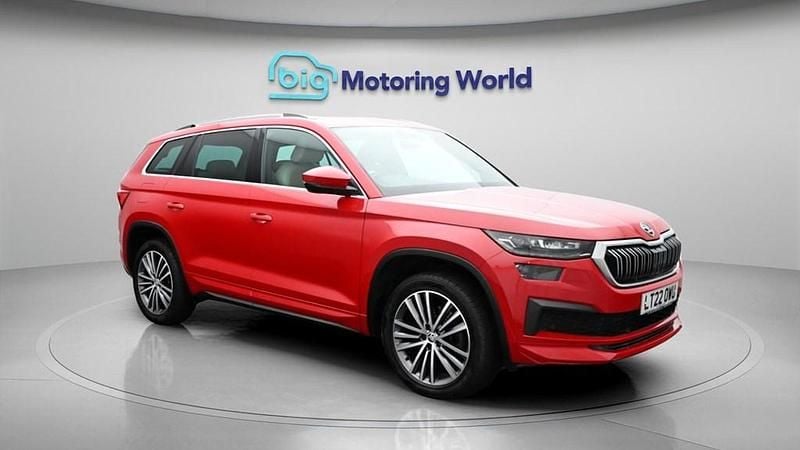 Used Skoda Kodiaq LAURIN & KLEMENT 190 HP (139 kW) 2022 Red SUV