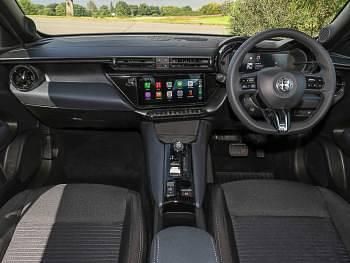 Ny Alfa Romeo GT Junior Ti 145 HK (106 kW) 2026 Vit Halvkombi