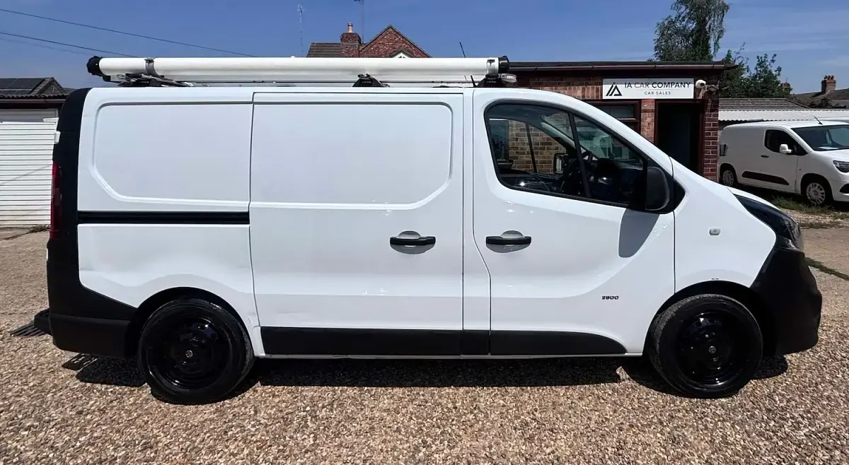 Used Vauxhall Vivaro S 2016 White