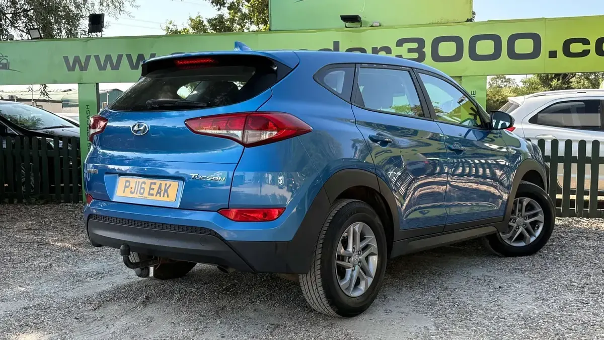 Used Hyundai Tucson 116 HP (85 kW) 2016 Blue SUV