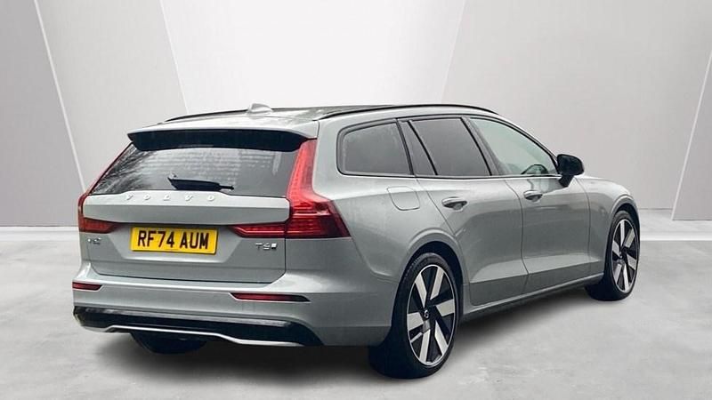 Used Volvo V60 Plus 345 HP (253 kW) 2025 Grey Estate
