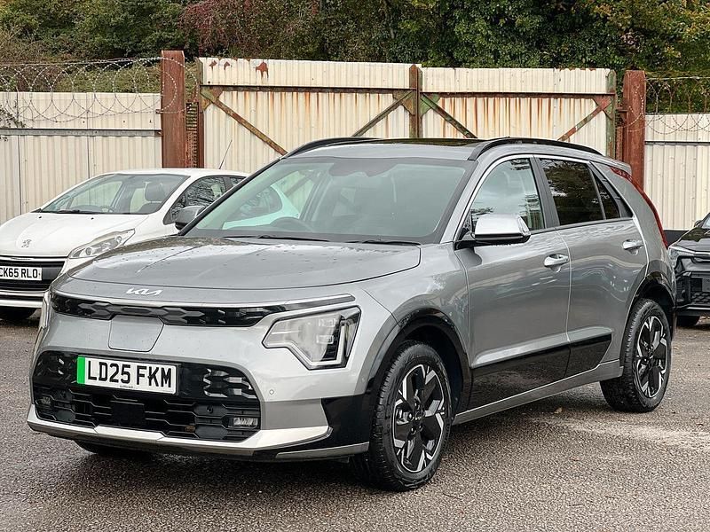 New Kia e-Niro 147 kW (201 HP) 2025 Grey SUV