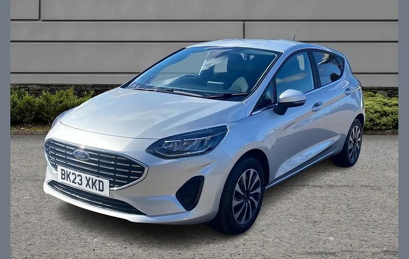 Used Ford Fiesta Titanium 99 HP (72 kW) 2023 Silver Hatchback