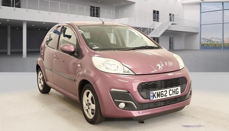 Used Peugeot 107 Allure 68 HP (50 kW) 2012 Purple Hatchback