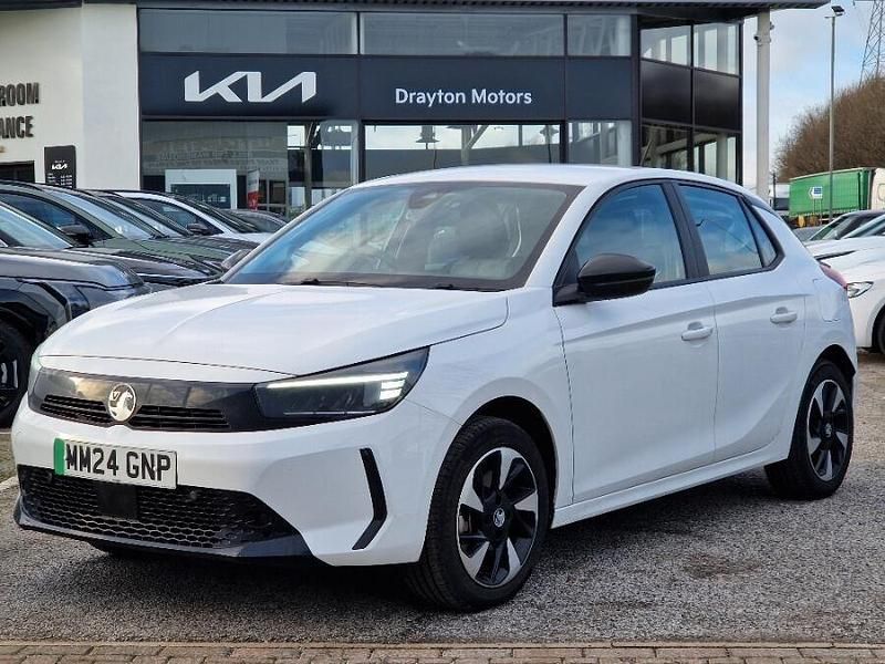 Used Vauxhall Corsa-e Design Edition 100 kW (136 HP) 2024 White Hatchback