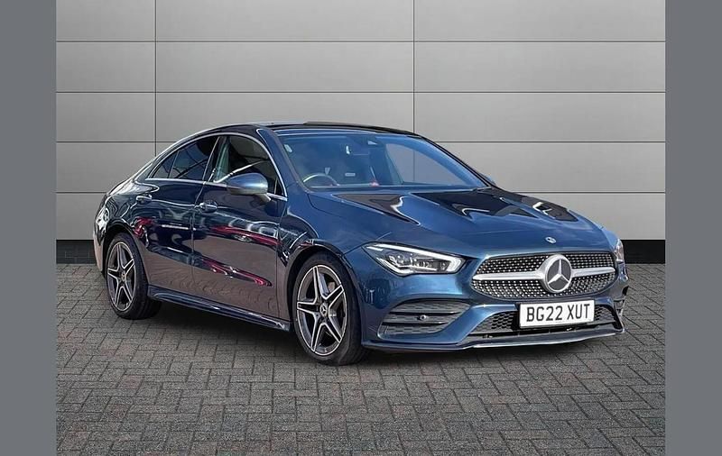 Used Mercedes CLA180 AMG Line Premium Plus 136 HP (100 kW) 2022 Blue Sedan