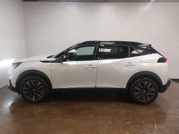Used Peugeot e-2008 Premium 100 kW (136 HP) 2021 White SUV