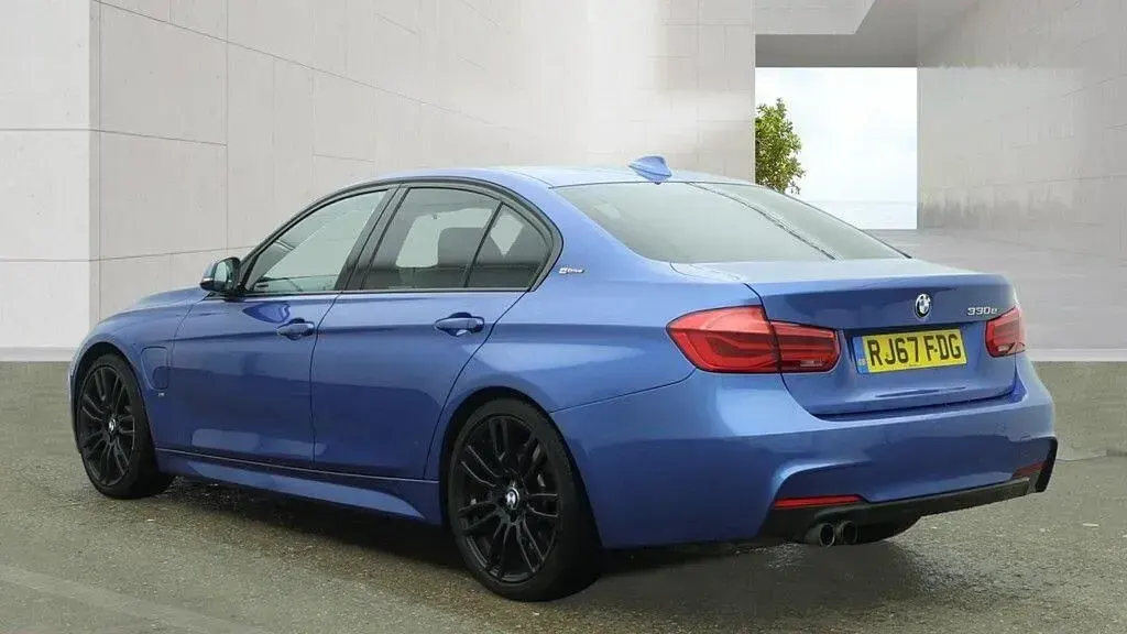 Used BMW 330e M Sport 2017 Blue Sedan