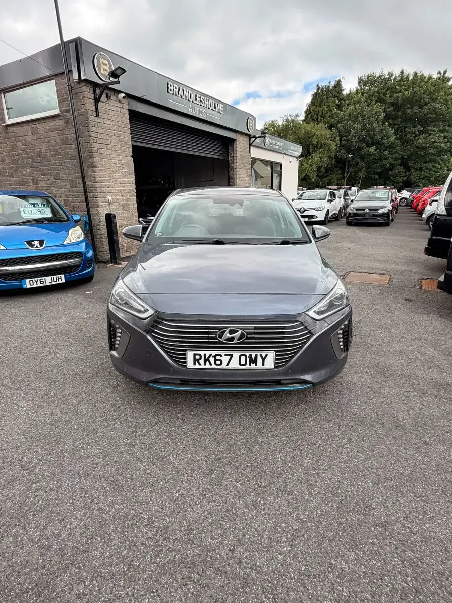 Used Hyundai Ioniq Premium SE 141 HP (103 kW) 2017 Grey Hatchback