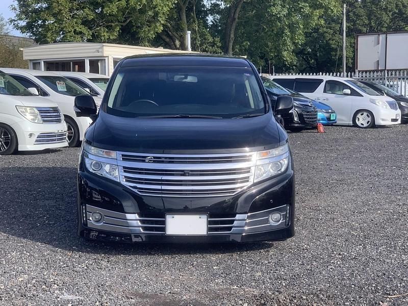 Used Nissan Elgrand 2011 Black MPV