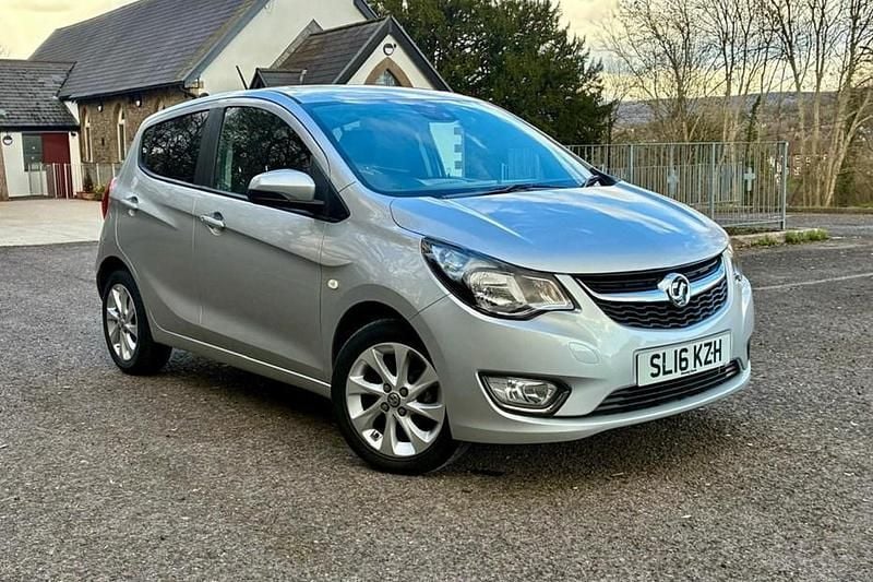 Used Vauxhall Viva 75 HP (55 kW) 2016 Silver Hatchback
