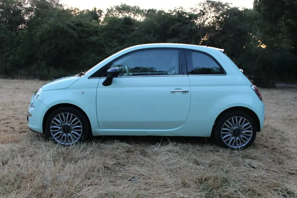 Used Fiat 500 69 HP (50 kW) 2014 Green Hatchback