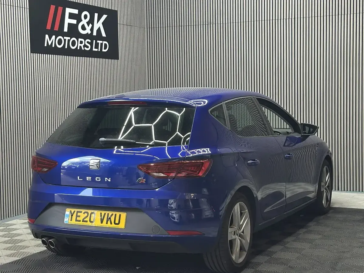Used Seat Leon FR 130 HP (95 kW) 2020 Blue Hatchback