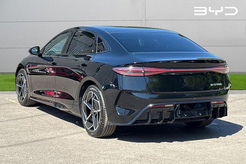 New BYD Seal Design 229 kW (312 HP) 2025 Black Sedan