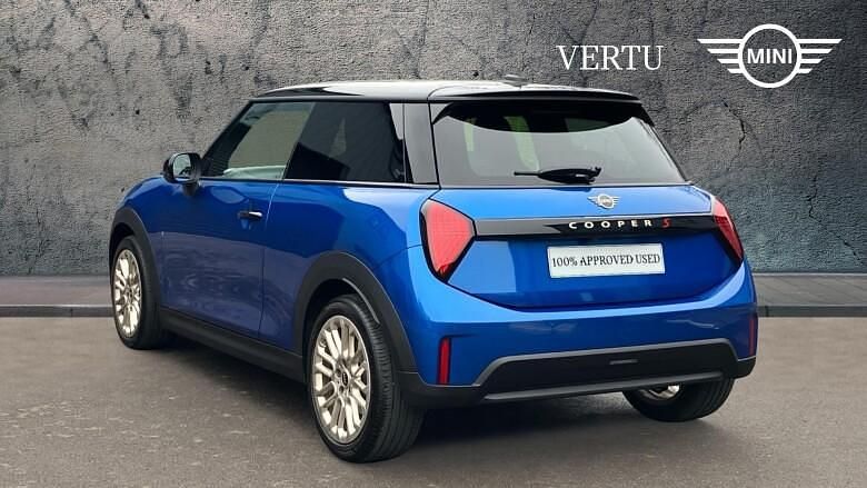 Used Mini Cooper S Comfort 192 HP (141 kW) 2024 Hatchback