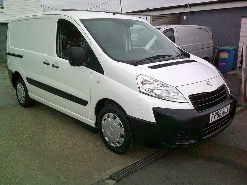 Used Peugeot Expert 2016 White Van