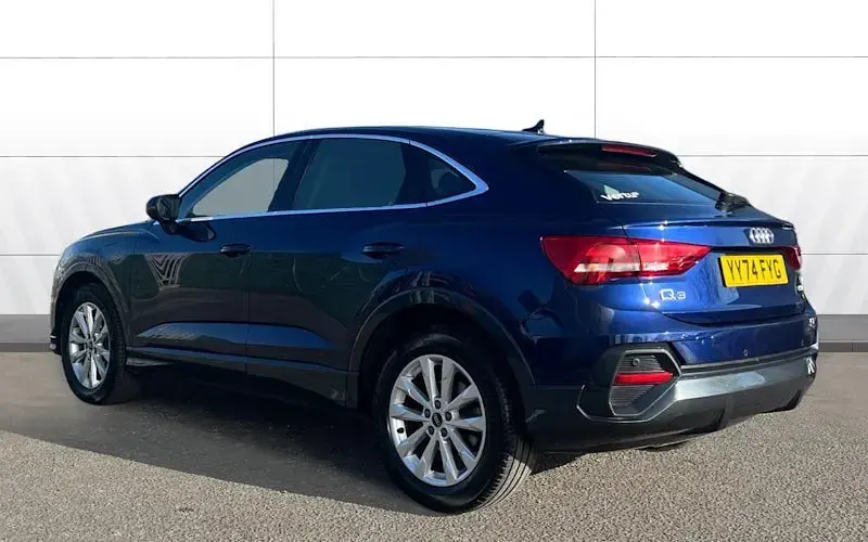 Usado Audi Q3 Sportback Sport 150 HP (110 kW) 2025 SUV