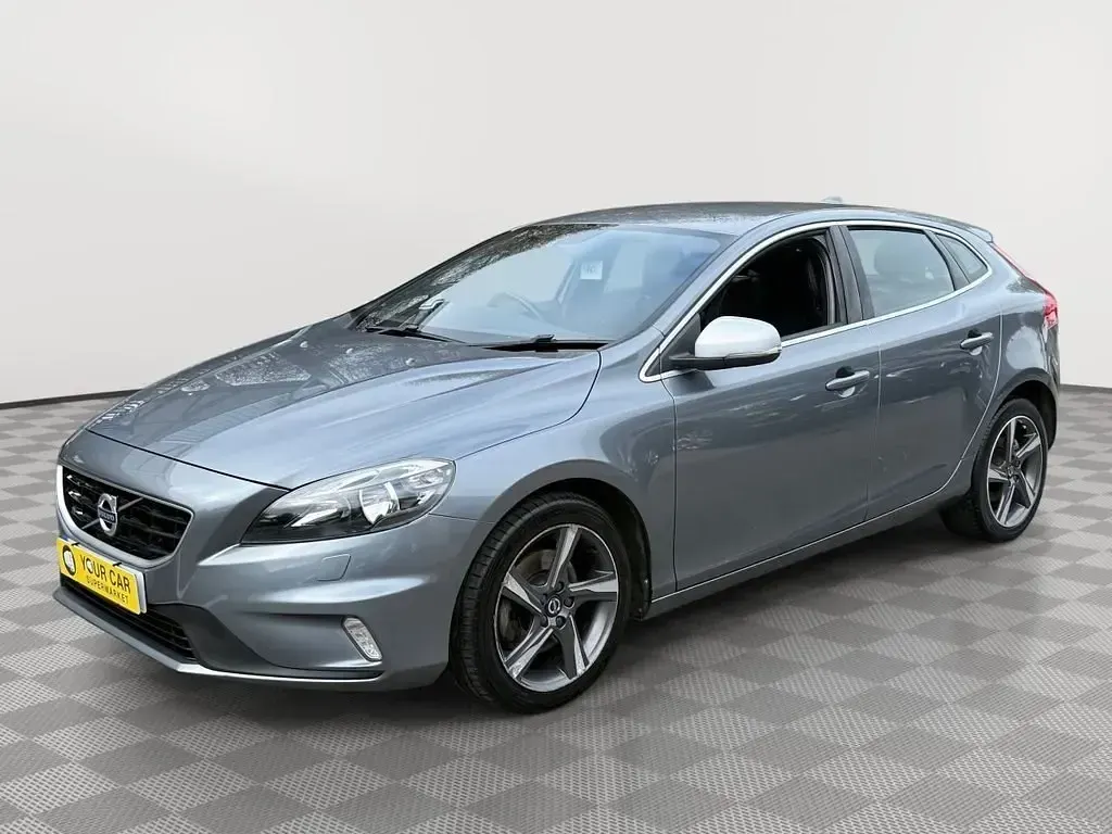 Begagnad Volvo V40 R-Design 122 HK (89 kW) 2016 Grå Halvkombi