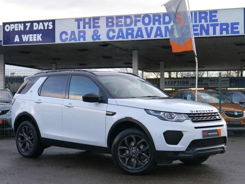 White Used 2019 Land Rover Discovery Sport Landmark SUV | £16,995 (Fair price) - Image 1/4