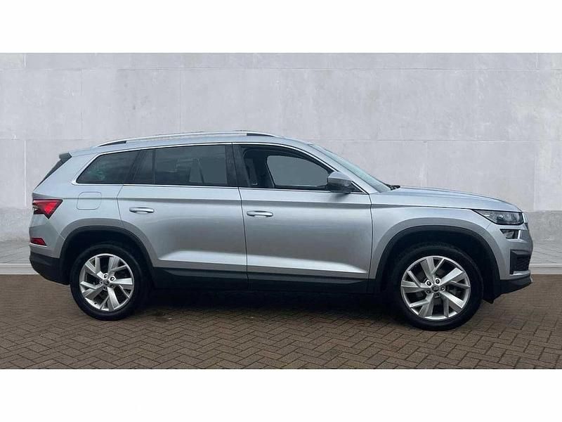 Used Skoda Kodiaq SE L Executive 150 HP (110 kW) 2024 Silver SUV