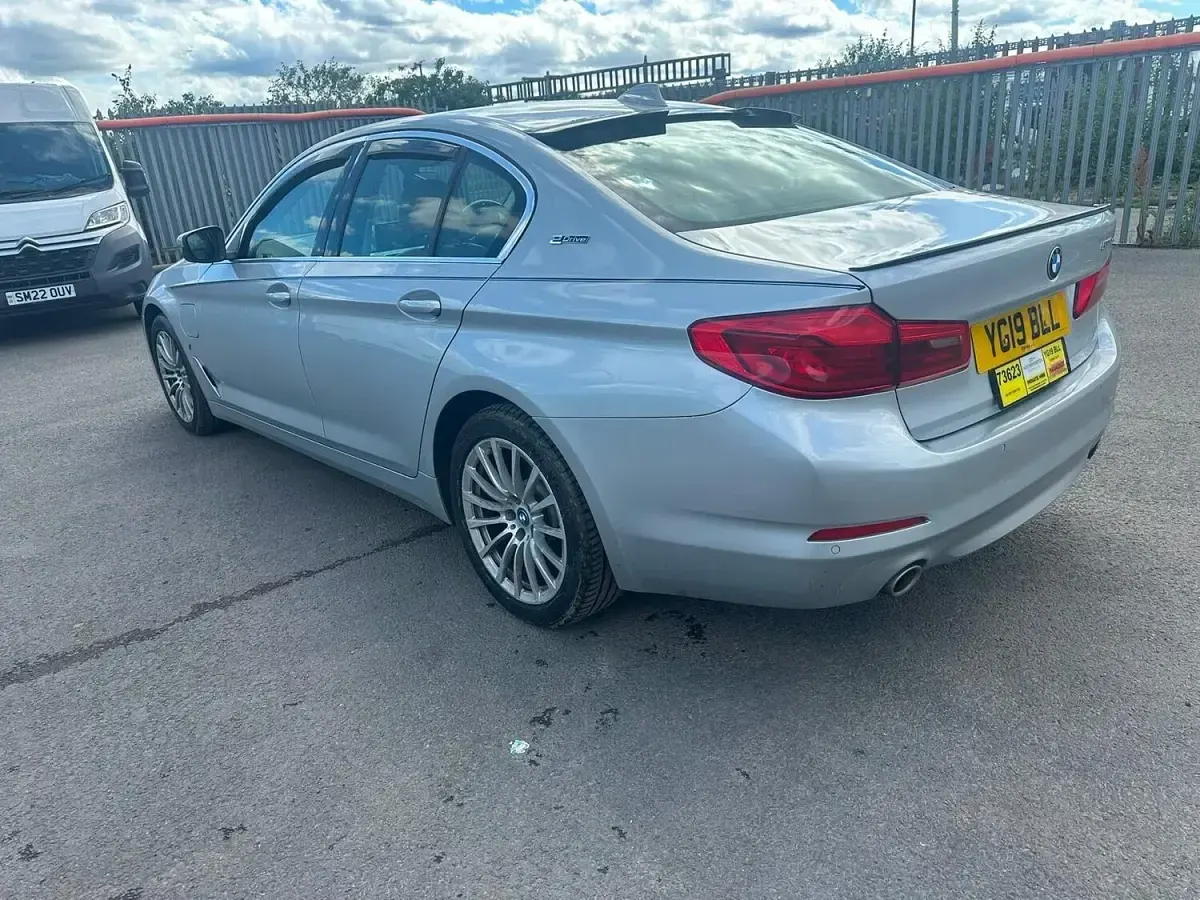 Used BMW 530e Executive 252 HP (185 kW) 2019 Silver Sedan