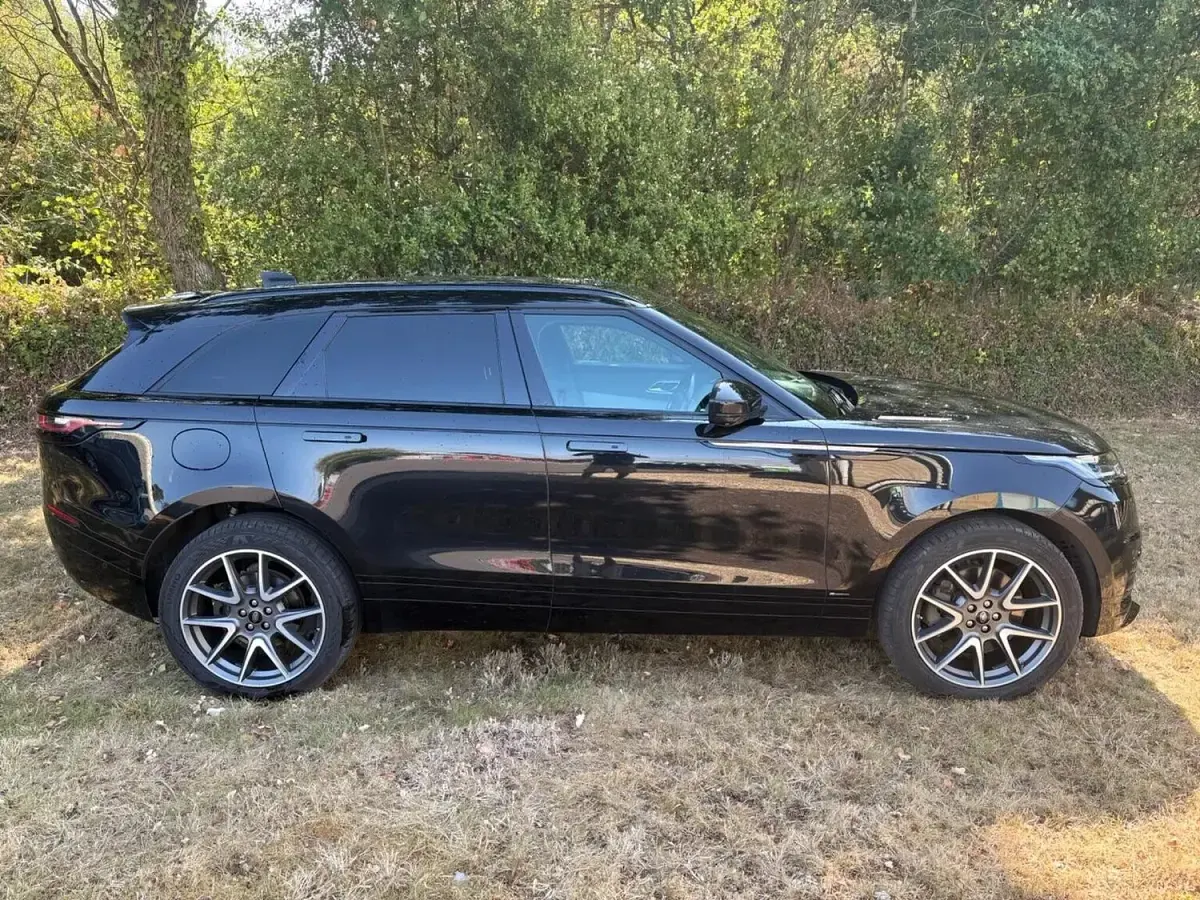 Used Land Rover Range Rover Velar SE Dynamic 300 HP (220 kW) 2021 Black SUV