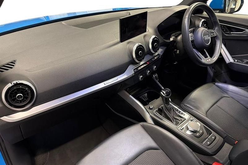 Used Audi Q2 S-Line 150 HP (110 kW) 2022 Blue SUV