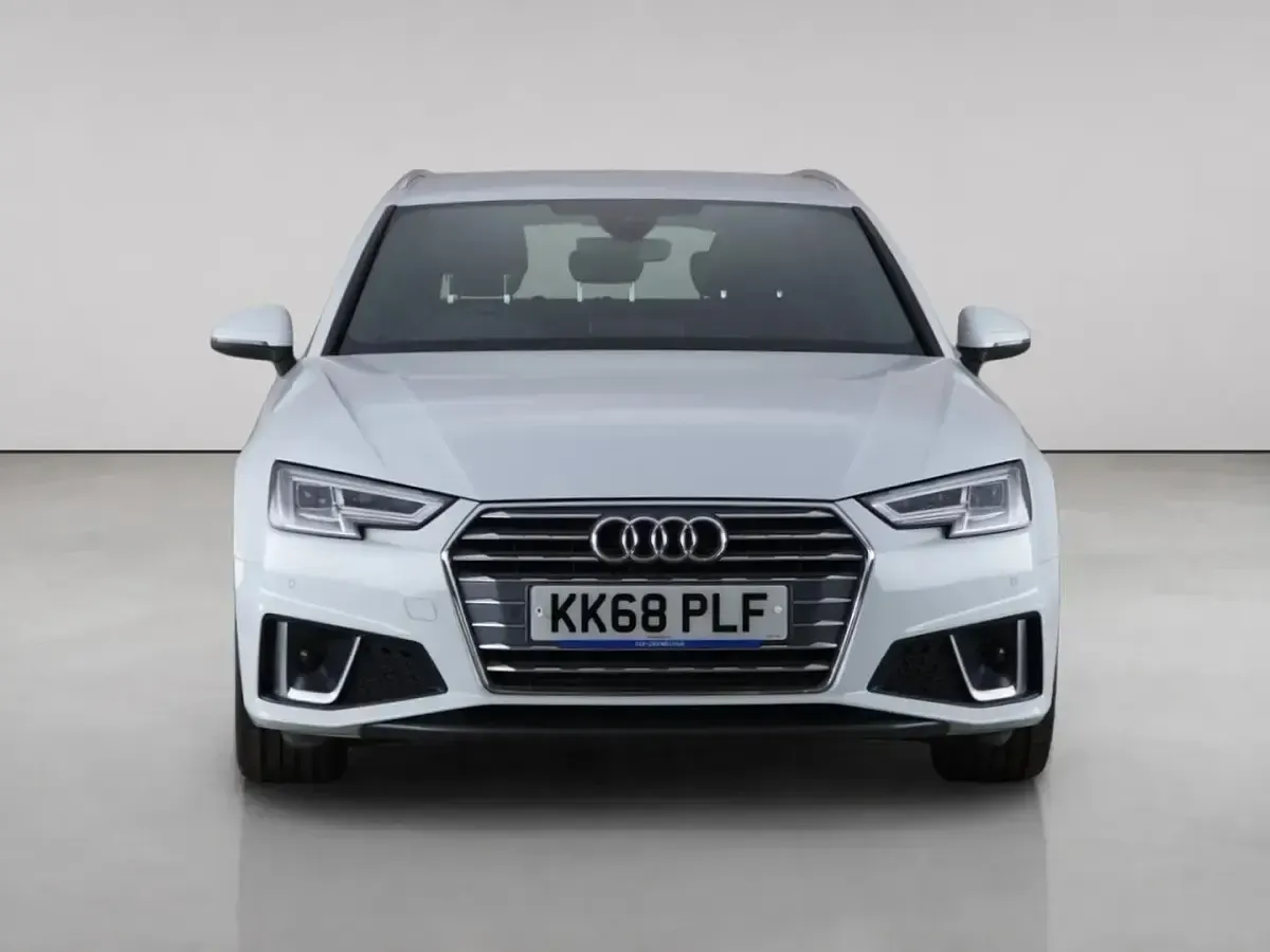 Used Audi A4 S-Line 150 HP (110 kW) 2019 White Estate