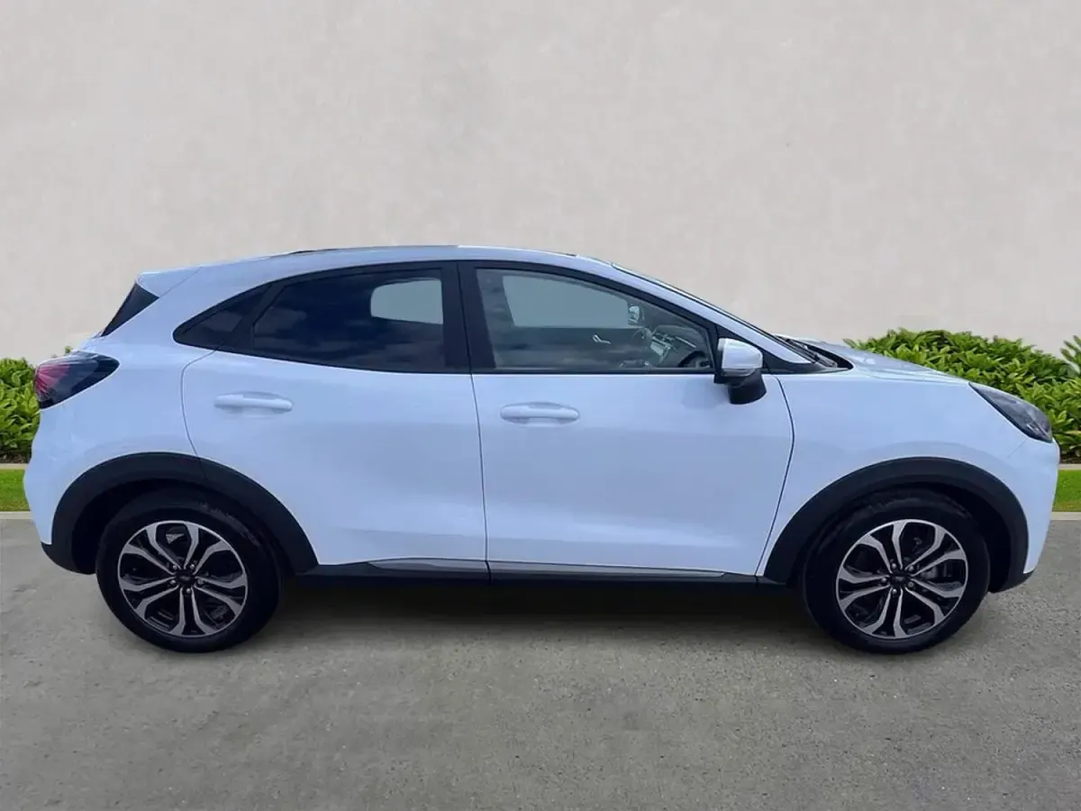 Ny Ford Puma Titanium 125 HK (91 kW) 2025 Vit SUV