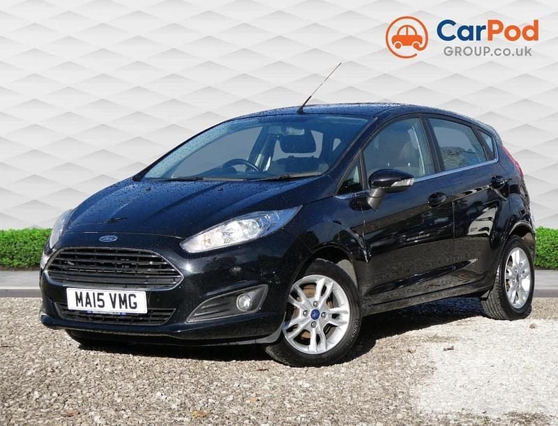 Black Used 2015 Ford Fiesta Zetec Hatchback | £5,790 (Fair price) - Image 1/3