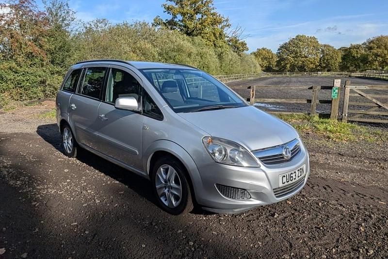 Used 2013 Vauxhall Zafira | £2,995 (Fair price) - Image 1/1