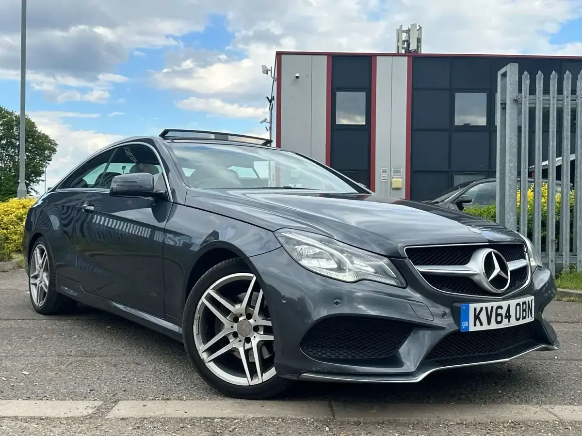 Używany Mercedes E350 AMG line 258 KM (189 kW) 2014 Szary Coupe