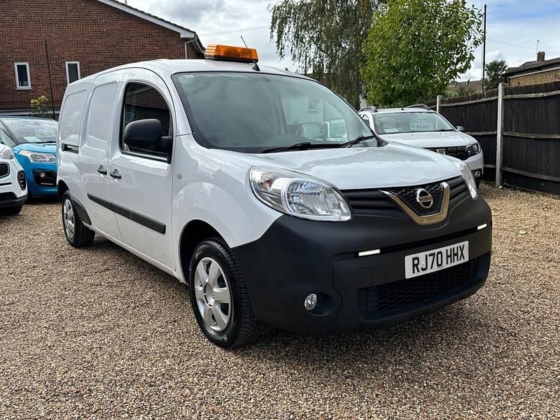 Used Nissan NV250 Acenta 115 HP (84 kW) 2020 White Van