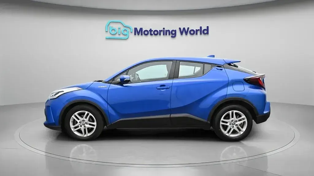Usado Toyota C-HR 122 HP (89 kW) 2021 Azul SUV