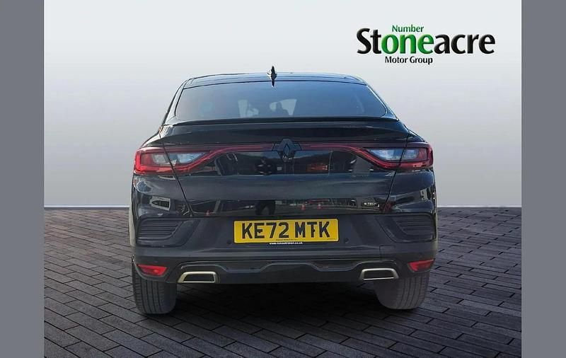 Used Renault Arkana Engineered 140 HP (102 kW) 2023 Black SUV