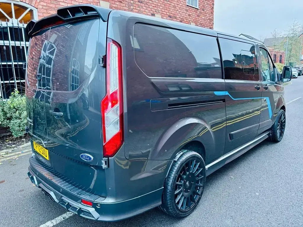 Used Ford Transit Custom Limited 130 HP (95 kW) 2022 Grey Van