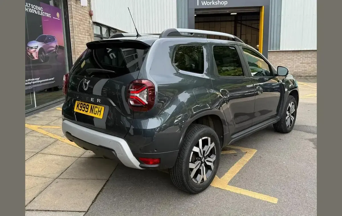 Used Dacia Duster Prestige 150 HP (110 kW) 2022 Grey SUV