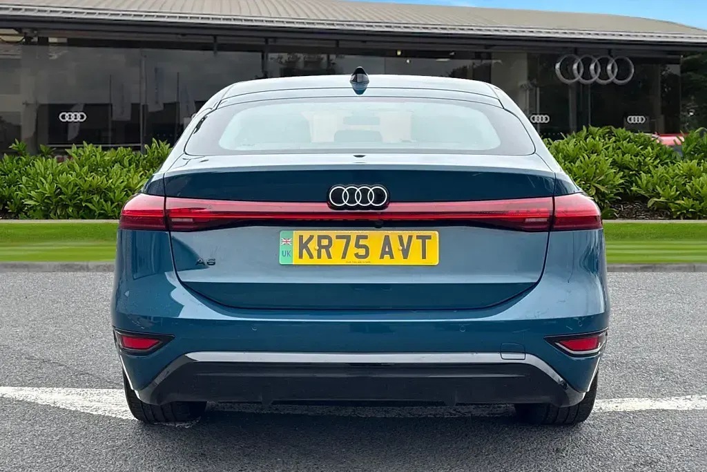 Used Audi A6 e-tron Sport 210 kW (286 HP) 2025 Blue Hatchback