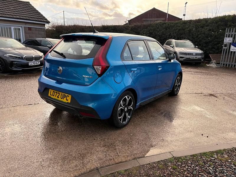 Used MG MG3 Excite 106 HP (77 kW) 2022 Blue Hatchback