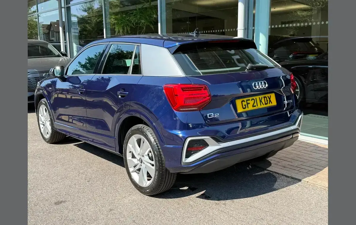 Used Audi Q2 S-Line 147 HP (108 kW) 2021 Blue SUV