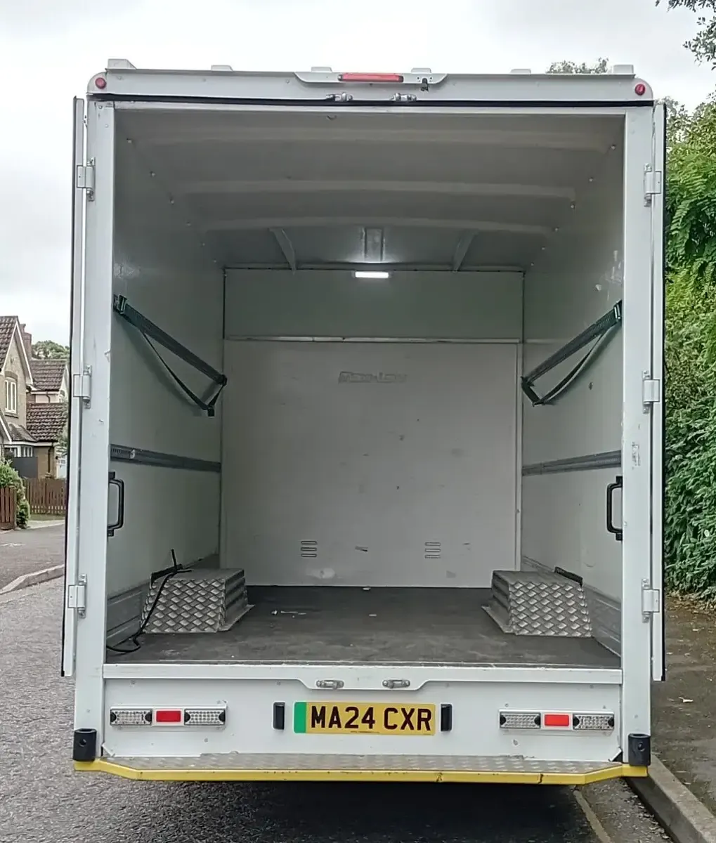 Used Maxus eDeliver 9 150 kW (204 HP) 2024 White Van