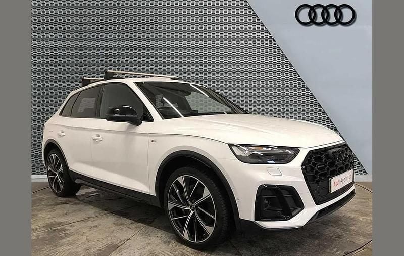 Used Audi Q5 Advanced 295 HP (216 kW) 2022 White SUV