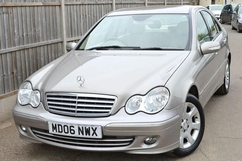 Silver Used 2006 Mercedes C180 Elegance Sedan | £3,249 (Fair price) - Image 1/4