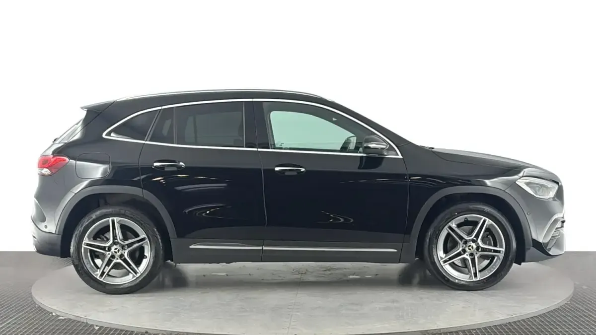 Used Mercedes GLA250 Premium Plus 218 HP (160 kW) 2022 Black SUV