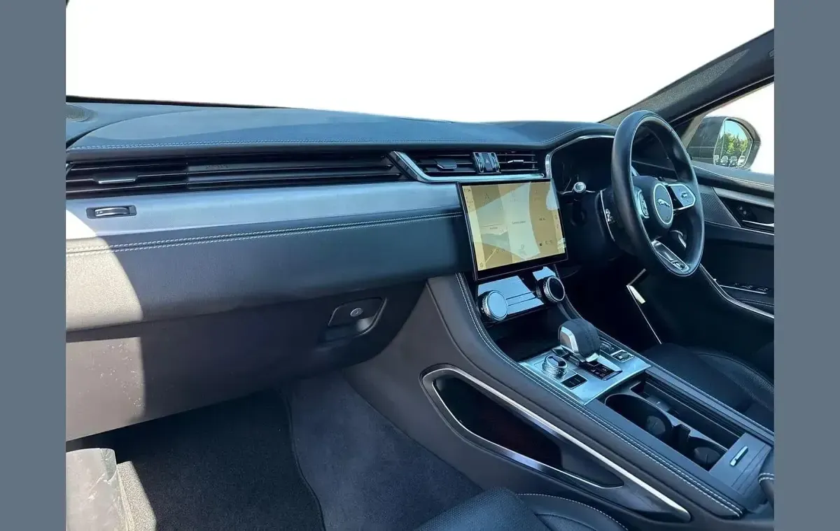 Used Jaguar F-Pace R-Dynamic 200 HP (147 kW) 2022 Grey SUV