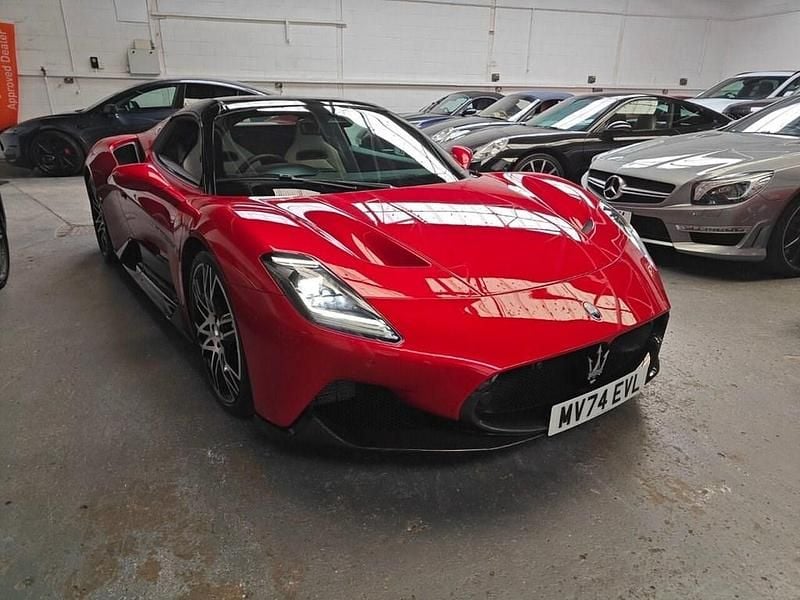 Red Used 2024 Maserati Spyder Cabriolet | £265,000 - Image 1/4