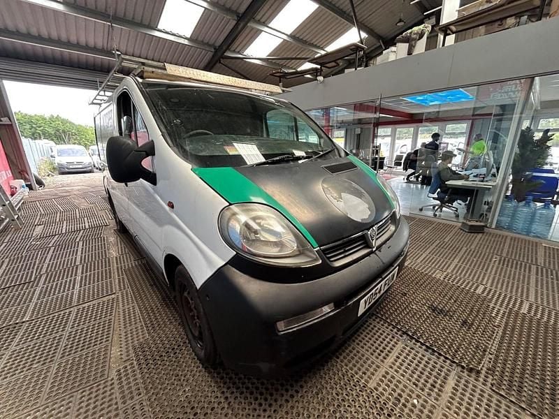 White Used 2004 Vauxhall Vivaro Van | £1,635 (Fair price) - Image 1/4