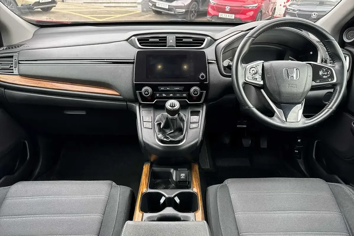 Used Honda CR-V SE 173 HP (127 kW) 2019 Red SUV