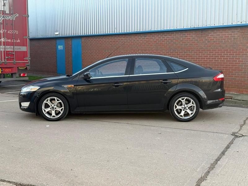 Used Ford Mondeo Titanium 2008 Black Hatchback