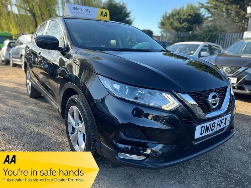 Used Nissan Qashqai Acenta 115 HP (84 kW) 2018 Black SUV
